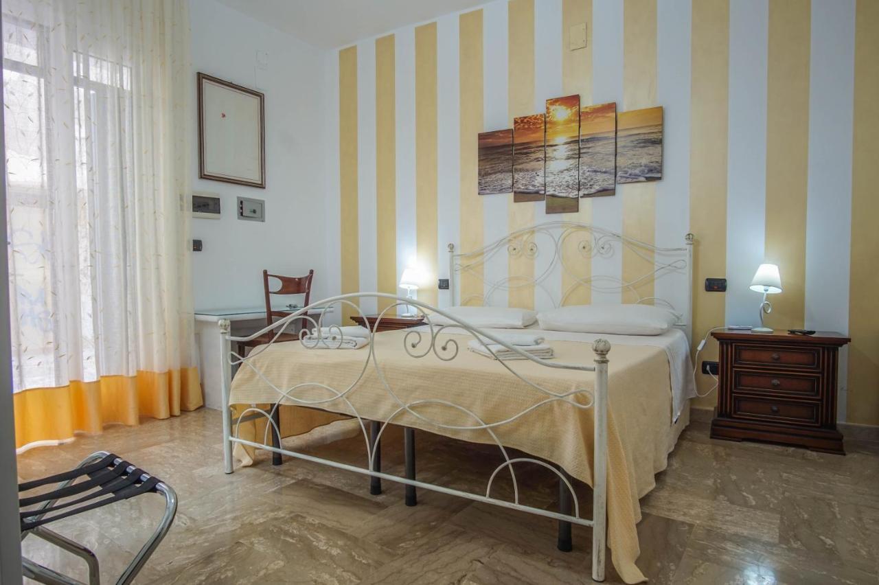 B&B Le Terrazze Mola di Bari Exterior foto